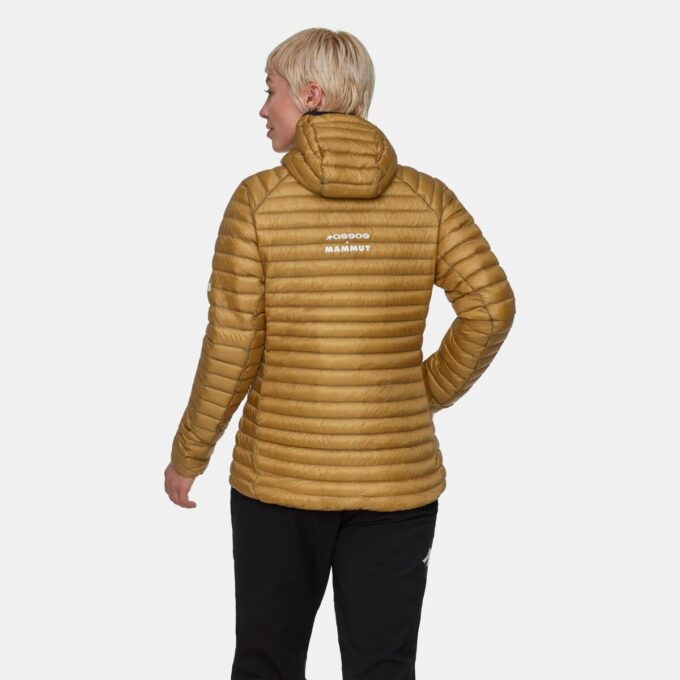 Assos x Mammut Aenergy IN Hooded Jacket Dam Assos x Mammut Aenergy IN Hooded Jacket Dam